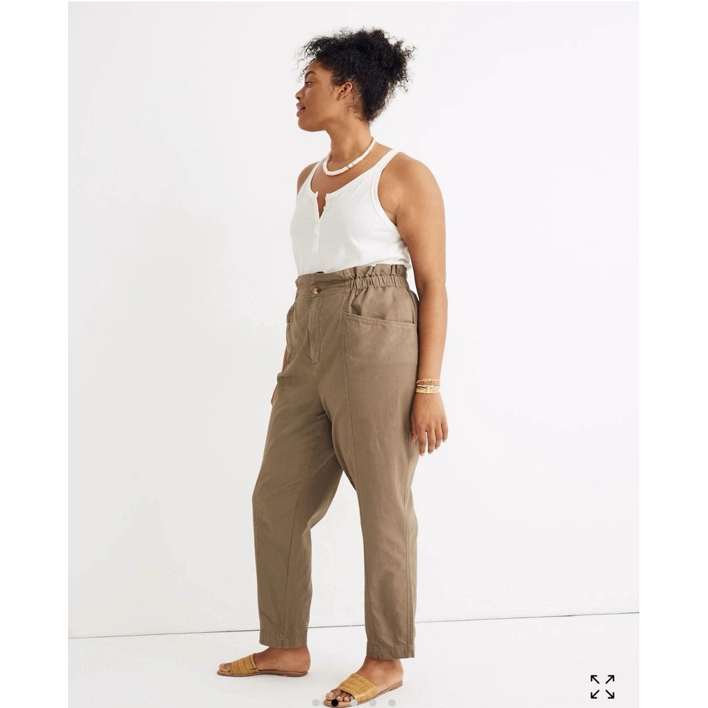 Madewell Pull On High rise paperbag waist Tapered crop olive green Women 26